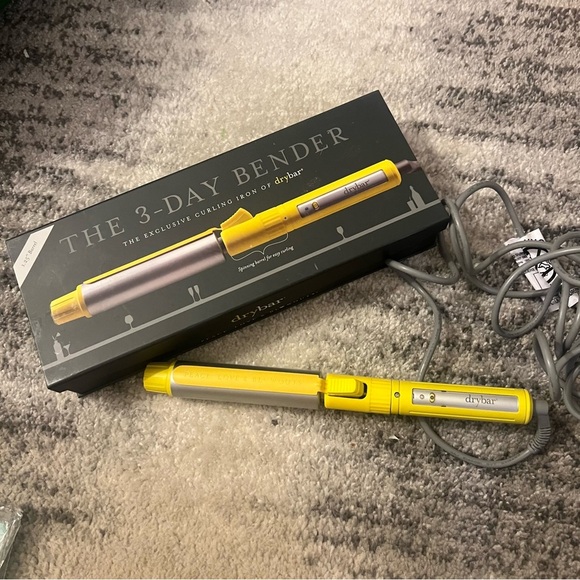 Dry Bar The 3-Day Bender Rotating Curling Iron 1” - Picture 3 of 10